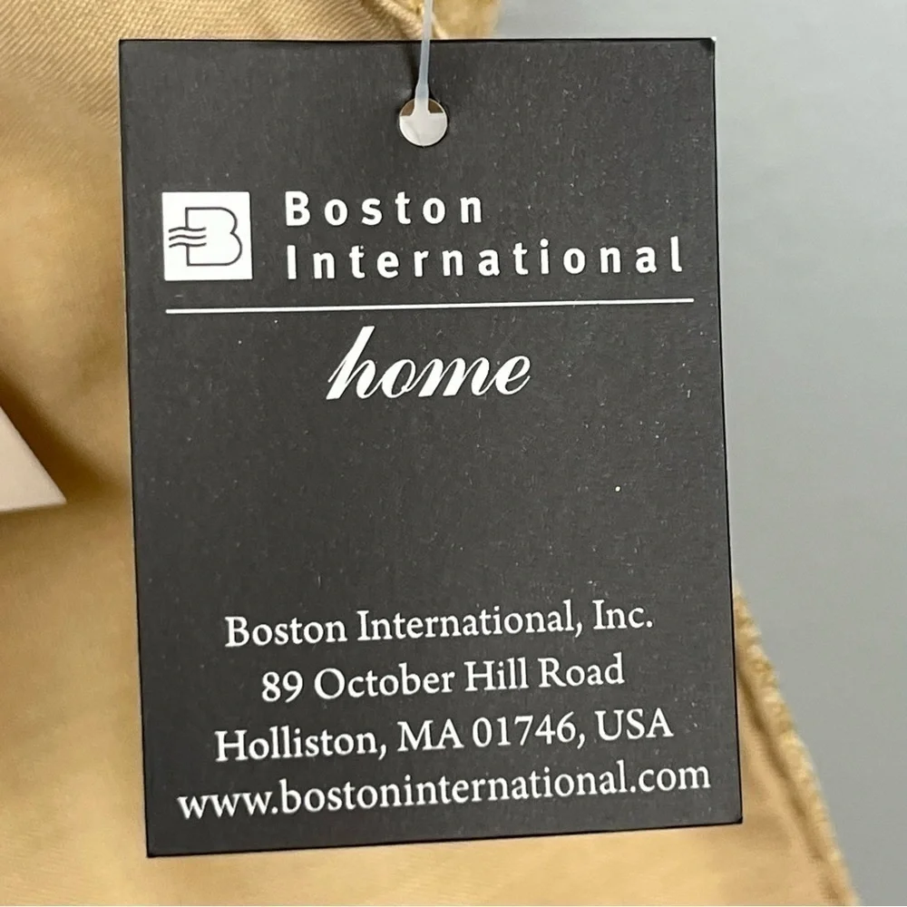 N/A nwt boston
